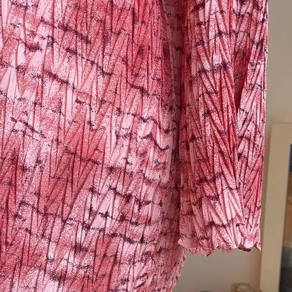 Jaipur LIKE NEW Pink Patterned Button-Down Shirt with Collar | Size M - Picture 4 of 6
